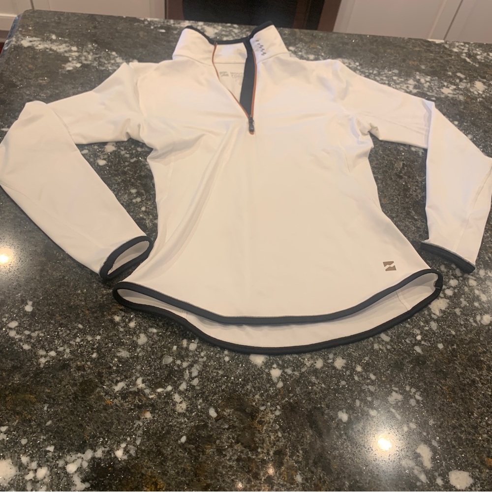 Mountain force white quarter zip size 38